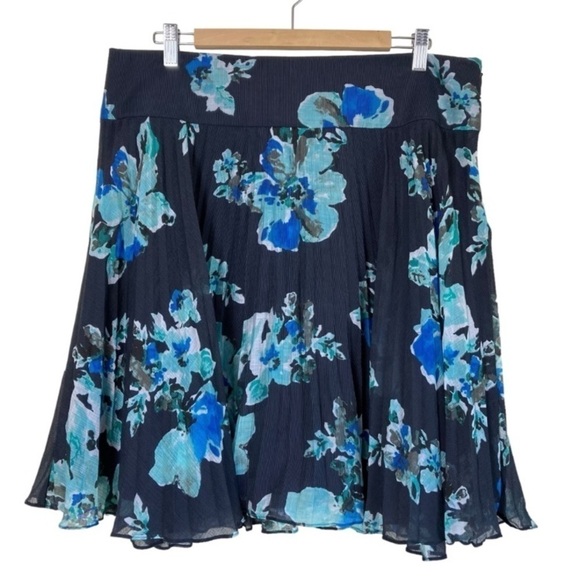 Ann Taylor Factory Y2K Twee Pleated Dark Floral A-line Skirt Knee Length Sz 14 - Picture 1 of 15
